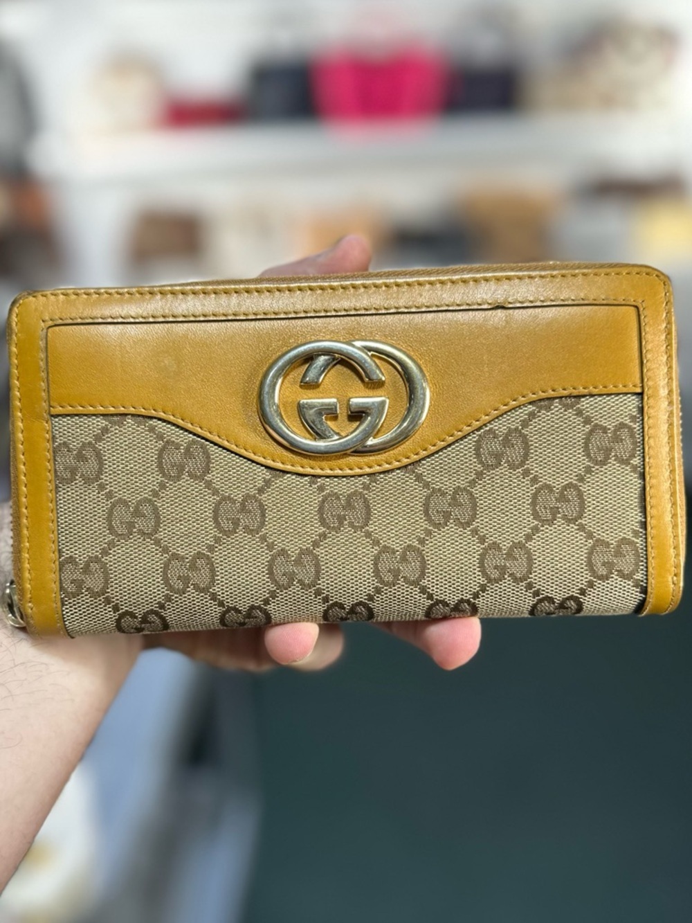 GUCCI RARE WALLET